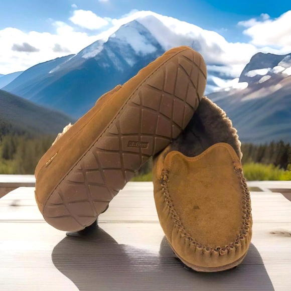 LL Bean Wicked Good Shearling Lined Venetian Slippers - Picture 1 of 6